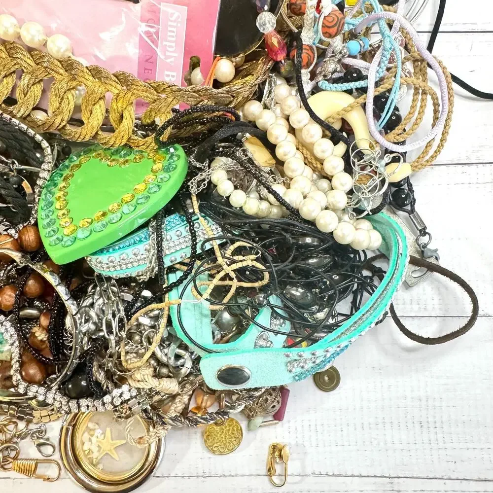 Unbranded this lot
